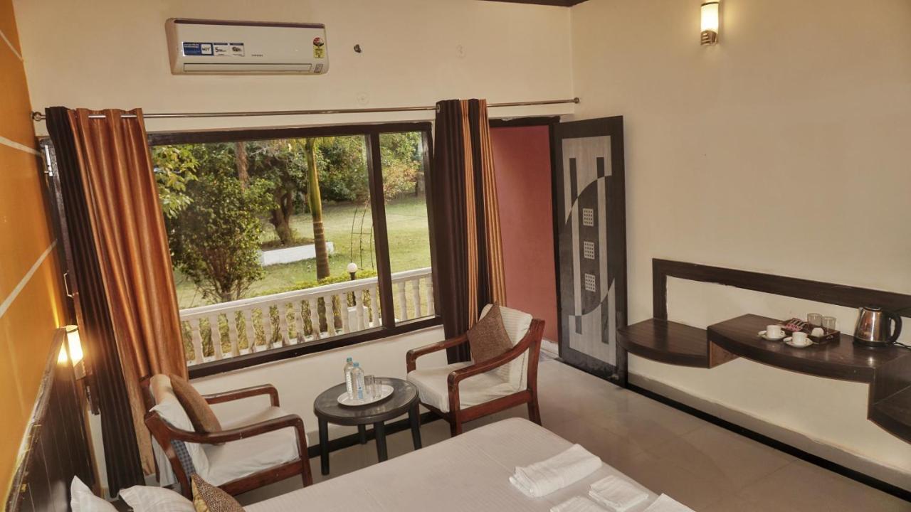 Headquarter Khajuraho Hostel Exterior photo